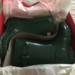 Hunter Short Gloss Rain Boots - Dark Olive